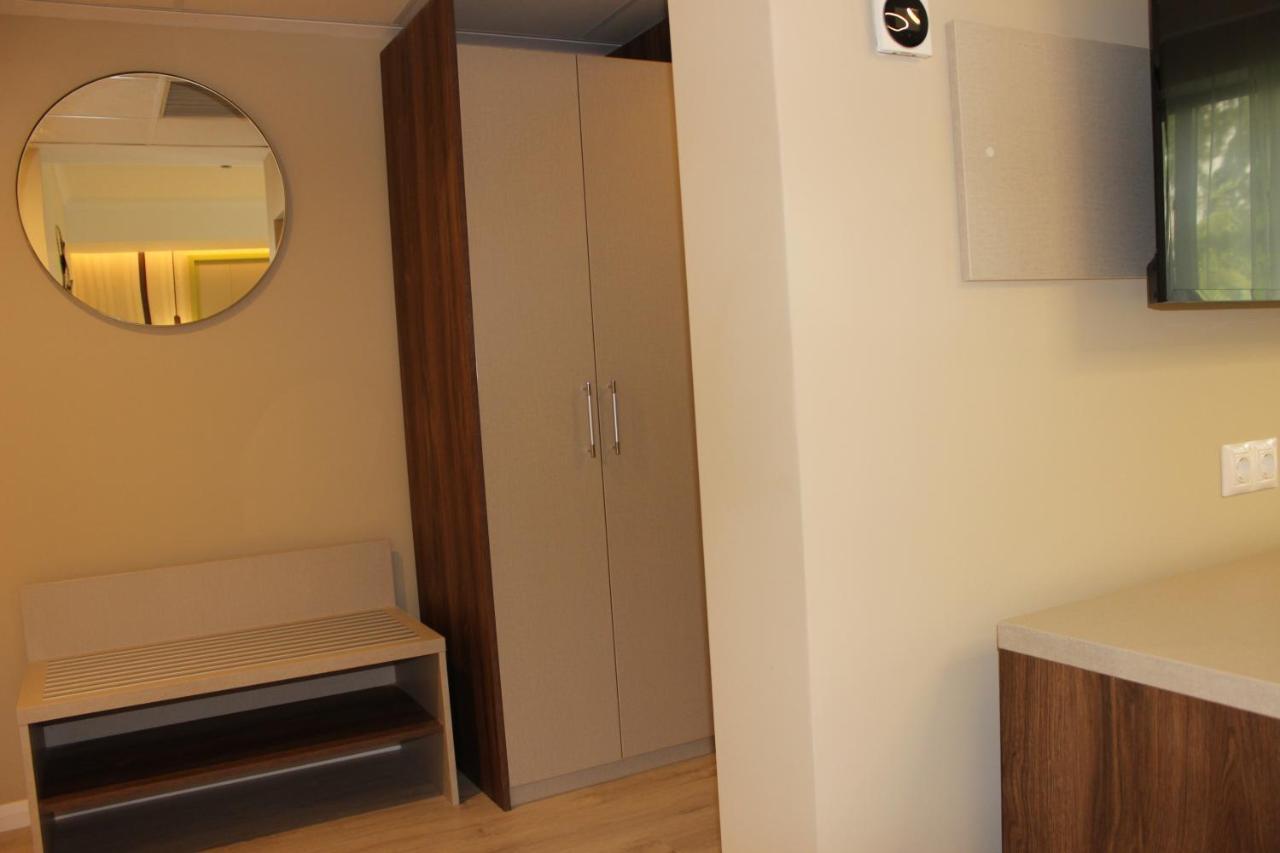 Hotel Anina テキルギオル エクステリア 写真