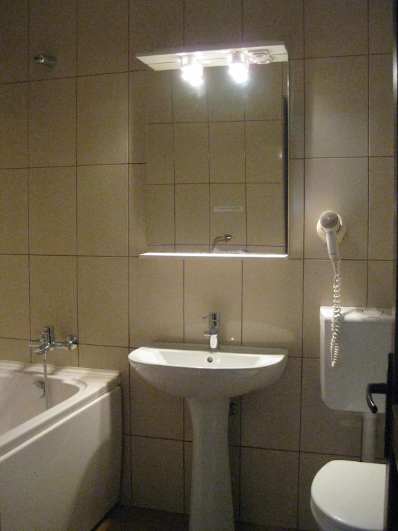 Hotel Anina テキルギオル エクステリア 写真