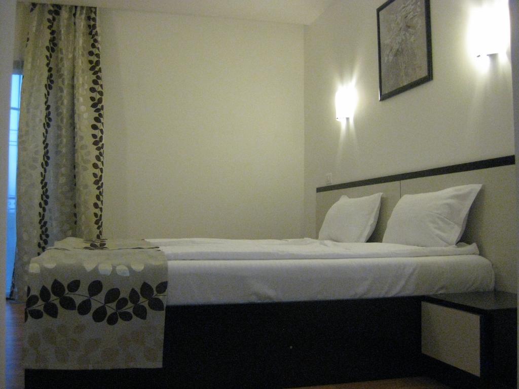 Hotel Anina テキルギオル 部屋 写真
